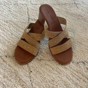 NWOT Mila Paoli women’s Italian Leather Tan Heeled Sandals Size 8